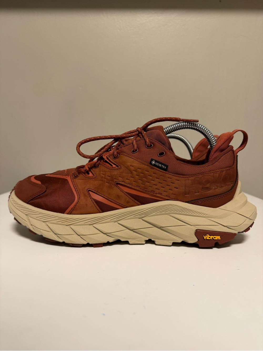 Hoka Anacapa Low GTX Hot Sauce Trail  Shoes Gore-tex 1119373 CMHS US 9.5 B